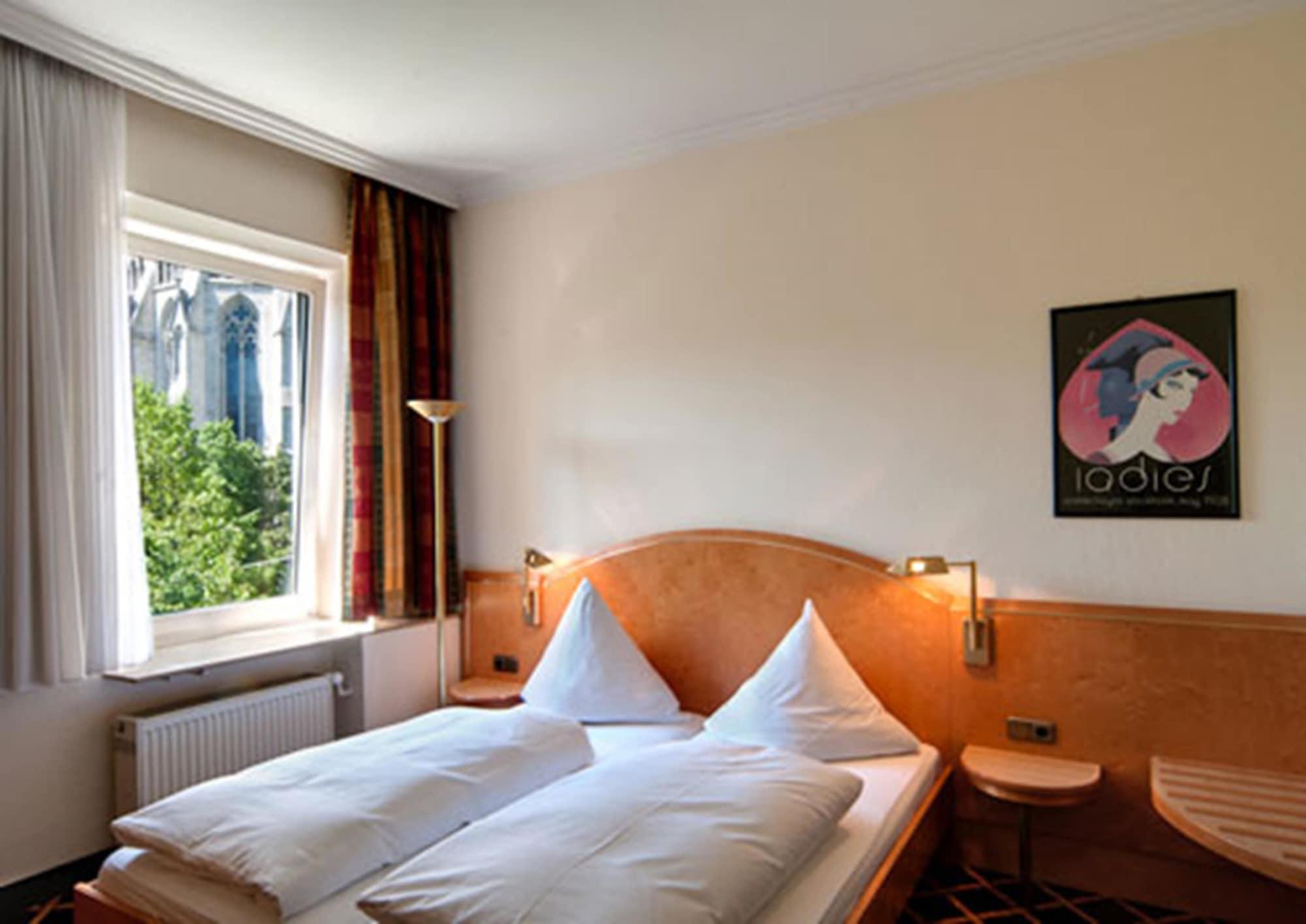 Hotel St Paul à Munich Extérieur photo